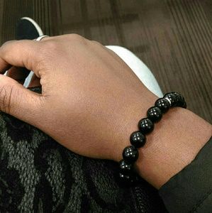 New Onyx Gemstone handmade bracelet - 8mm